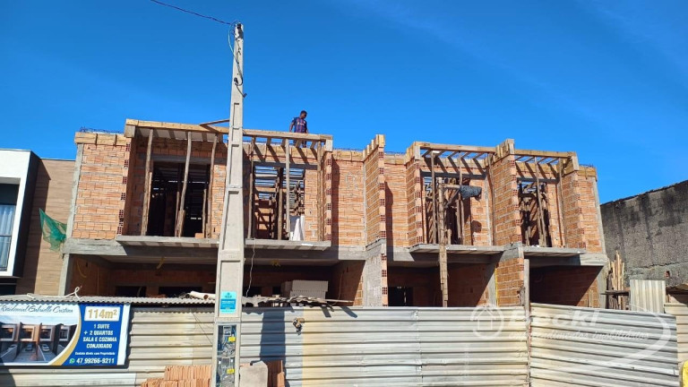 Imagem Casa com 3 Quartos à Venda, 115 m² em São Marcos - Joinville Imagem Casa com 3 Quartos à Venda, 115 m² em São Marcos - Joinville