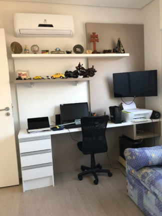 Imagem Sobrado com 3 Quartos à Venda, 134 m² em Jardim Itu - Porto Alegre Imagem Sobrado com 3 Quartos à Venda, 134 m² em Jardim Itu - Porto Alegre