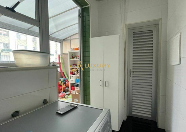 Imagem Imóvel com 3 Quartos à Venda, 95 m² em Santo Antônio - Belo Horizonte Imagem Imóvel com 3 Quartos à Venda, 95 m² em Santo Antônio - Belo Horizonte