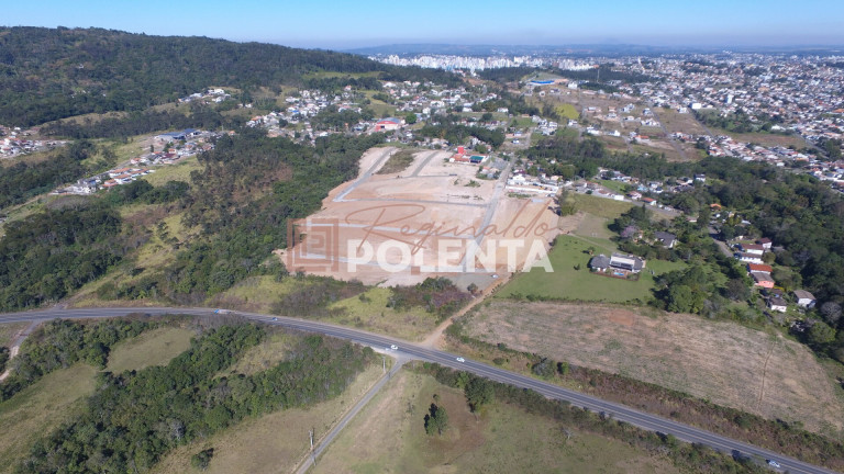 Terreno à Venda, 360 m² em Archimedes Naspolini - Criciúma