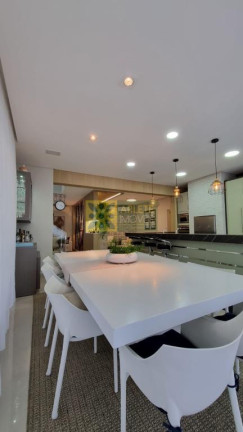 Imagem Casa com 4 Quartos à Venda, 513 m² em Centro - Bombinhas Imagem Casa com 4 Quartos à Venda, 513 m² em Centro - Bombinhas