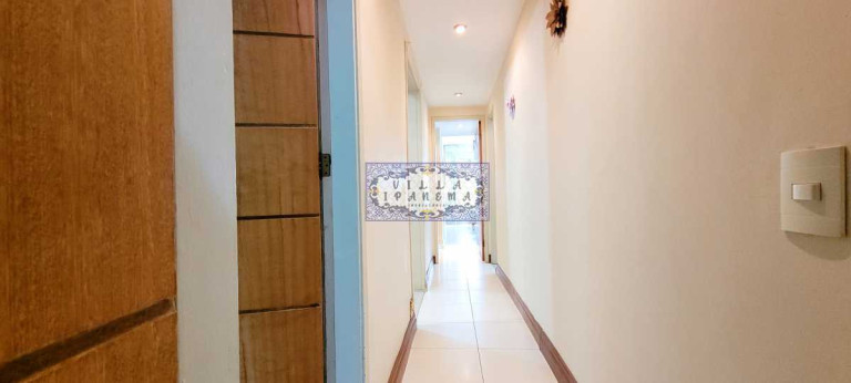 Imagem Apartamento com 3 Quartos à Venda, 190 m² em Copacabana - Rio De Janeiro Imagem Apartamento com 3 Quartos à Venda, 190 m² em Copacabana - Rio De Janeiro