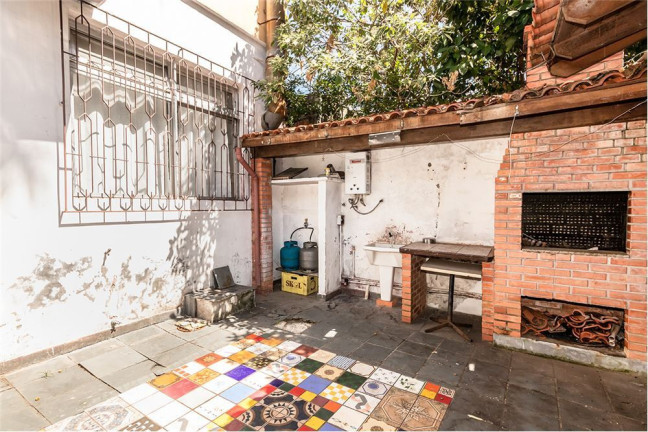 Imagem Casa com 3 Quartos à Venda, 123 m² em Menino Deus - Porto Alegre Imagem Casa com 3 Quartos à Venda, 123 m² em Menino Deus - Porto Alegre