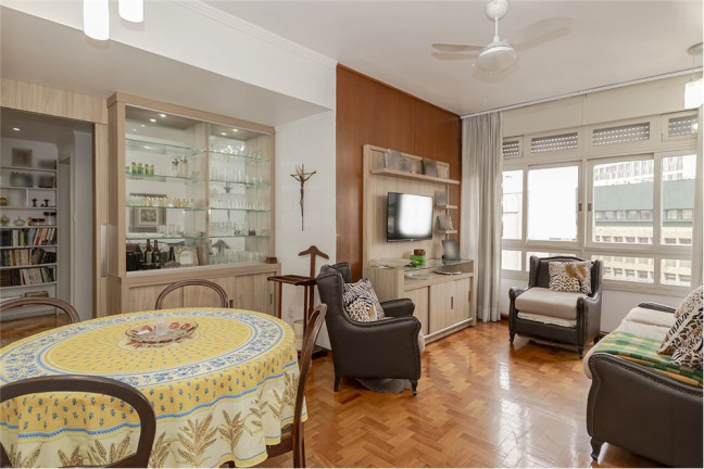 Imagem Apartamento com 3 Quartos à Venda, 95 m² em Centro Histórico - Porto Alegre Imagem Apartamento com 3 Quartos à Venda, 95 m² em Centro Histórico - Porto Alegre