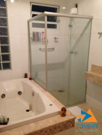 Imagem Casa com 6 Quartos à Venda, 300 m² em Centro - Lagoa Santa Imagem Casa com 6 Quartos à Venda, 300 m² em Centro - Lagoa Santa