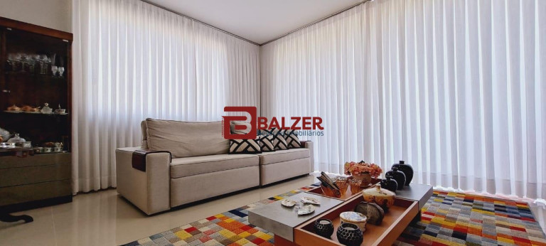 Imagem Casa com 3 Quartos à Venda, 200 m² em Corrego Grande - Florianópolis