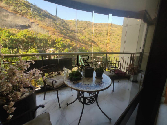 Apartamento com 3 Quartos à Venda, 130 m² em Sion - Belo Horizonte