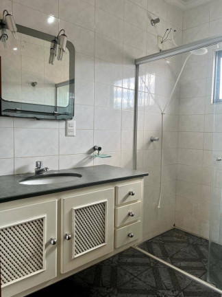 Imagem Casa com 4 Quartos à Venda, em Bauru Imagem Casa com 4 Quartos à Venda, em Bauru