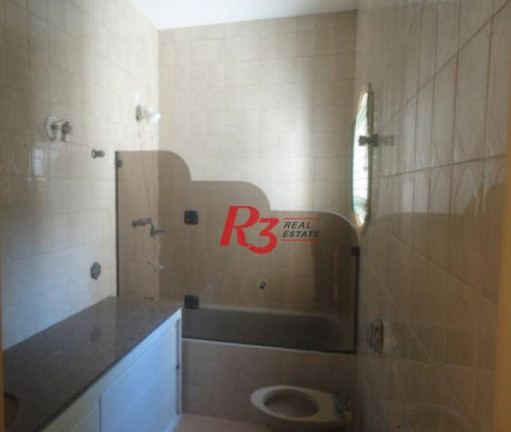 Imagem Casa com 3 Quartos para Alugar, 610 m² em Gonzaga - Santos Imagem Casa com 3 Quartos para Alugar, 610 m² em Gonzaga - Santos