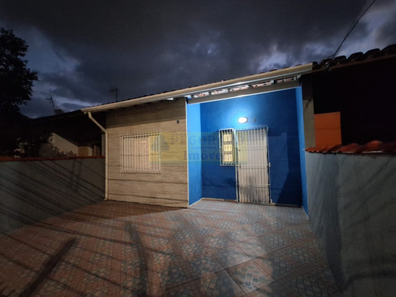 Imagem Casa com 2 Quartos à Venda, 120 m² em Cidade Jardim - Caraguatatuba Imagem Casa com 2 Quartos à Venda, 120 m² em Cidade Jardim - Caraguatatuba
