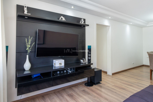 Imagem Apartamento com 3 Quartos à Venda, 79 m² em Cabral - Curitiba