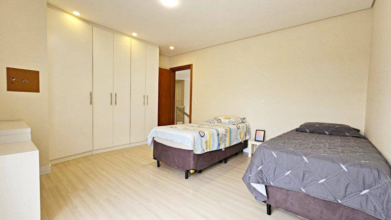Imagem Casa com 4 Quartos à Venda, 281 m² em Parque Das Artes - Embu Das Artes Imagem Casa com 4 Quartos à Venda, 281 m² em Parque Das Artes - Embu Das Artes