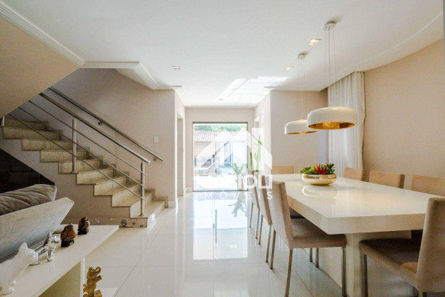 Casa com 4 Quartos à Venda, 276 m² em Jardim Asteca - Vila Velha