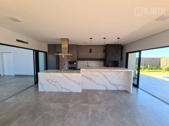 Imagem Casa de Condomínio com 4 Quartos à Venda, 304 m² em Centro - Bady Bassitt