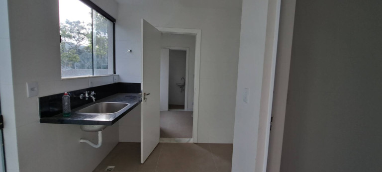 Imagem Casa com 4 Quartos à Venda, 340 m² em Vila De Abrantes (abrantes) - Camaçari