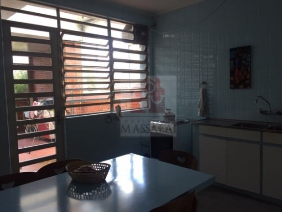 Imagem Casa com 3 Quartos à Venda, 414 m² em Auxiliadora - Porto Alegre Imagem Casa com 3 Quartos à Venda, 414 m² em Auxiliadora - Porto Alegre