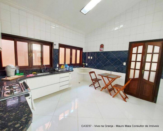 Imagem Casa de Condomínio com 3 Quartos à Venda, 927 m² em Chácara Dos Lagos - Carapicuíba