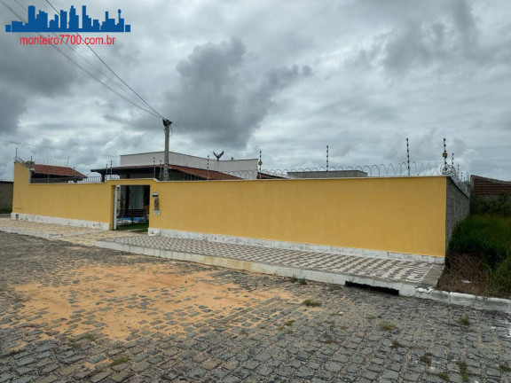 Imagem Casa com 3 Quartos à Venda,  em Natal
