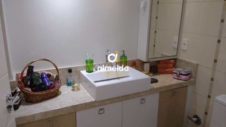 Imagem Apartamento com 3 Quartos à Venda, 187 m² em Nossa Senhora Medianeira - Santa Maria Imagem Apartamento com 3 Quartos à Venda, 187 m² em Nossa Senhora Medianeira - Santa Maria
