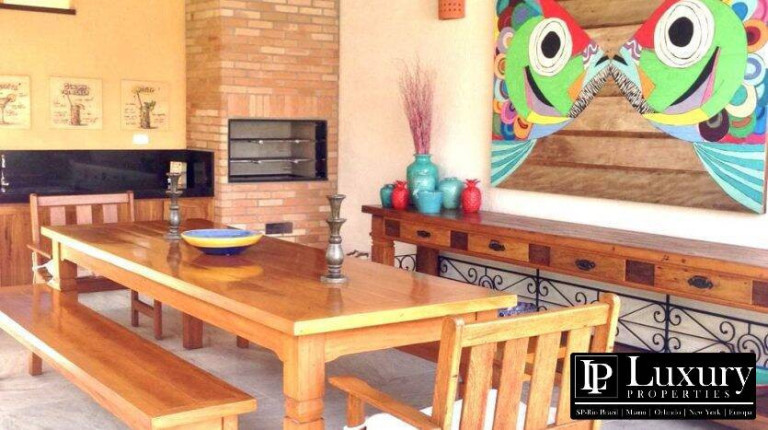 Imagem Casa de Condomínio com 4 Quartos para Temporada, em Guaecá - São Sebastião Imagem Casa de Condomínio com 4 Quartos para Temporada, em Guaecá - São Sebastião
