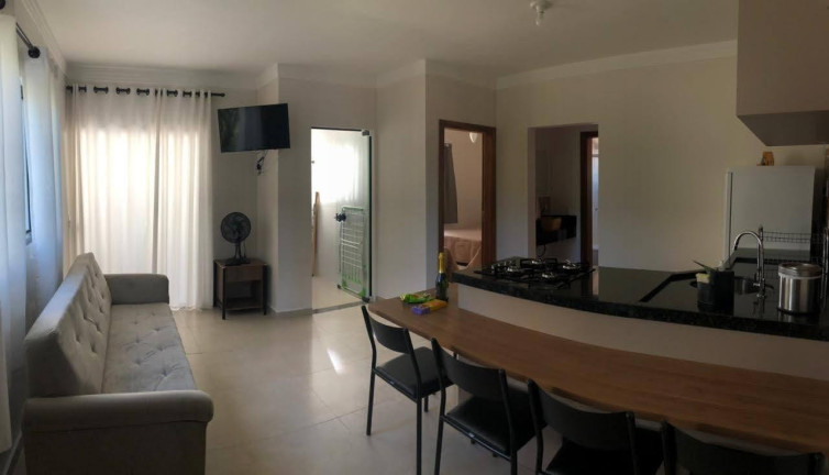 Imagem Apartamento com 2 Quartos para Alugar, em Praia Do Mariscal - Bombinhas Imagem Apartamento com 2 Quartos para Alugar, em Praia Do Mariscal - Bombinhas