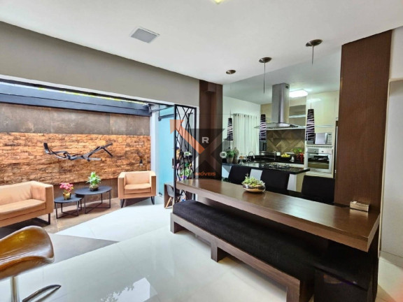 Imagem Casa com 3 Quartos à Venda, 220 m² em Mooca - São Paulo Imagem Casa com 3 Quartos à Venda, 220 m² em Mooca - São Paulo