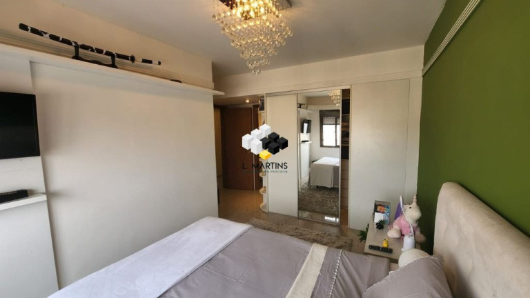 Imagem Apartamento com 3 Quartos à Venda, 206 m² em Menino Deus - Porto Alegre Imagem Apartamento com 3 Quartos à Venda, 206 m² em Menino Deus - Porto Alegre