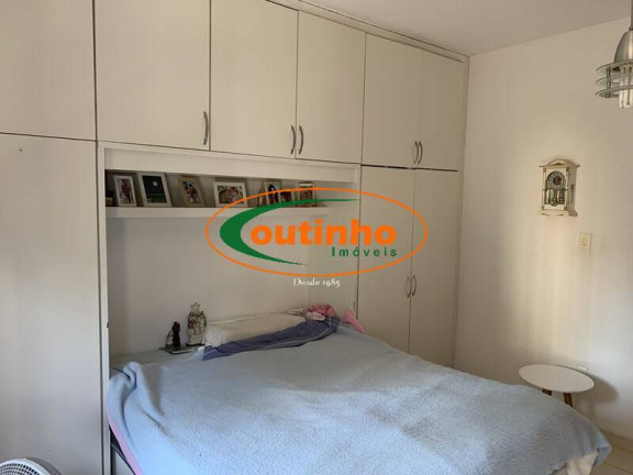 Imagem Casa com 6 Quartos à Venda, 525 m² em Tijuca - Rio De Janeiro Imagem Casa com 6 Quartos à Venda, 525 m² em Tijuca - Rio De Janeiro