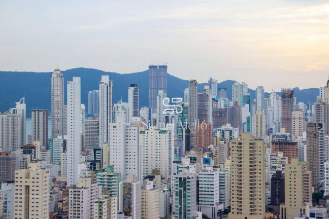 Imagem Apartamento com 3 Quartos à Venda, 118 m² em 2 Quadra Centro - Balneário Camboriú