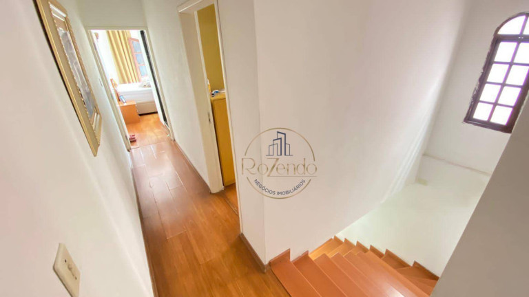 Imagem Sobrado com 3 Quartos à Venda, 288 m² em Parque Dos Bancários - São Paulo Imagem Sobrado com 3 Quartos à Venda, 288 m² em Parque Dos Bancários - São Paulo