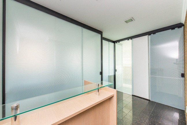 Imagem Sala Comercial à Venda, 47 m² em Centro - Curitiba Imagem Sala Comercial à Venda, 47 m² em Centro - Curitiba