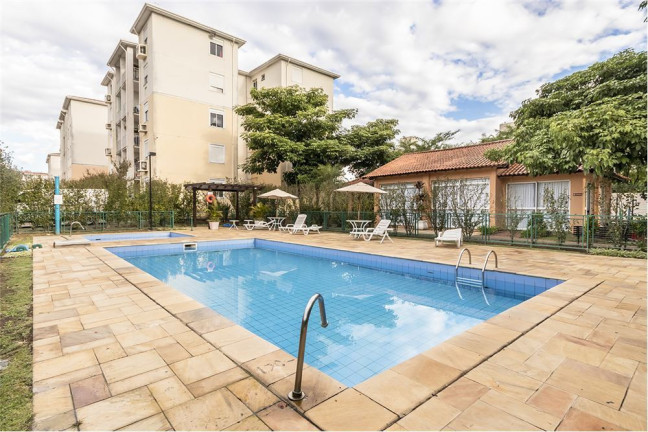 Imagem Imóvel com 3 Quartos à Venda, 65 m² em Humaitá - Porto Alegre Imagem Imóvel com 3 Quartos à Venda, 65 m² em Humaitá - Porto Alegre