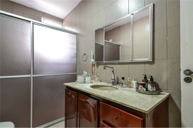 Imagem Imóvel com 3 Quartos à Venda, em Pinheiros - São Paulo Imagem Imóvel com 3 Quartos à Venda, em Pinheiros - São Paulo