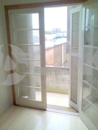 Imagem Apartamento com 3 Quartos à Venda, 108 m² em Floresta - Porto Alegre Imagem Apartamento com 3 Quartos à Venda, 108 m² em Floresta - Porto Alegre