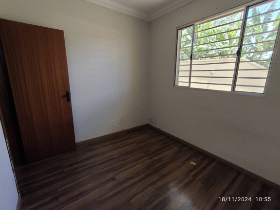 Imagem Casa com 2 Quartos à Venda, 70 m² em Nossa Senhora De Fátima - Ibirité