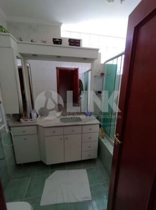 Imagem Imóvel com 4 Quartos à Venda, 324 m² em Menino Deus - Porto Alegre Imagem Imóvel com 4 Quartos à Venda, 324 m² em Menino Deus - Porto Alegre