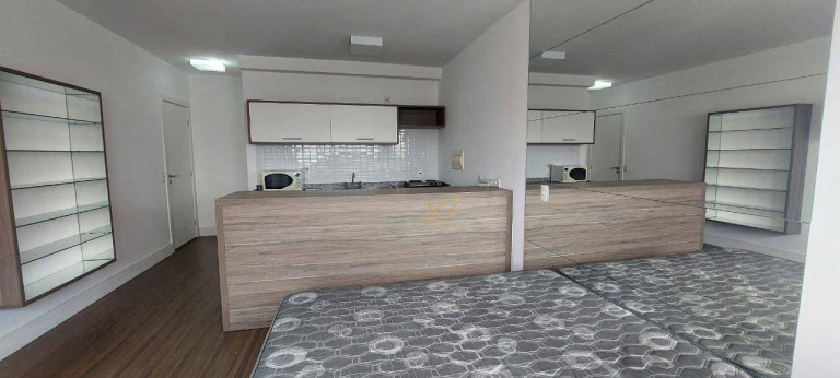 Imagem Studio com 1 Quarto para Alugar, 31 m² em Centro Cívico - Curitiba Imagem Studio com 1 Quarto para Alugar, 31 m² em Centro Cívico - Curitiba