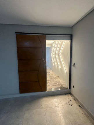 Imagem Casa com 5 Quartos à Venda, em Morada Da Praia - Bertioga Imagem Casa com 5 Quartos à Venda, em Morada Da Praia - Bertioga