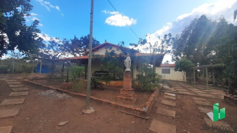 Imagem Imóvel com 3 Quartos à Venda, 40 m² em Zona Rural - Montes Claros Imagem Imóvel com 3 Quartos à Venda, 40 m² em Zona Rural - Montes Claros