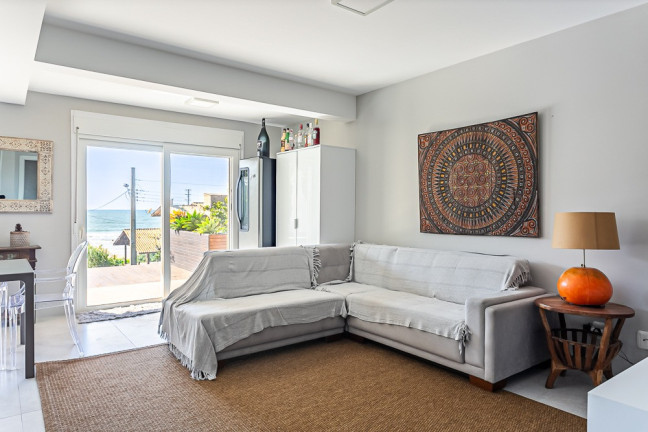 Imagem Casa com 5 Quartos à Venda, 180 m² em Centro - Garopaba Imagem Casa com 5 Quartos à Venda, 180 m² em Centro - Garopaba