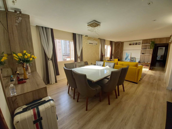 Imagem Apartamento com 4 Quartos à Venda, 214 m² em Canto Do Forte - Praia Grande Imagem Apartamento com 4 Quartos à Venda, 214 m² em Canto Do Forte - Praia Grande