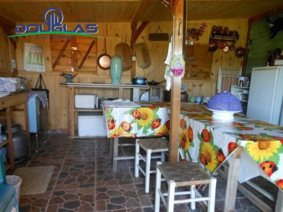 Imagem Casa com 2 Quartos à Venda, 2.000 m² em Viamão Imagem Casa com 2 Quartos à Venda, 2.000 m² em Viamão