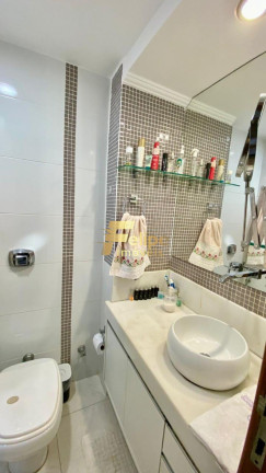 Imagem Imóvel com 4 Quartos à Venda, 170 m² em Mata Da Praia - Vitória Imagem Imóvel com 4 Quartos à Venda, 170 m² em Mata Da Praia - Vitória