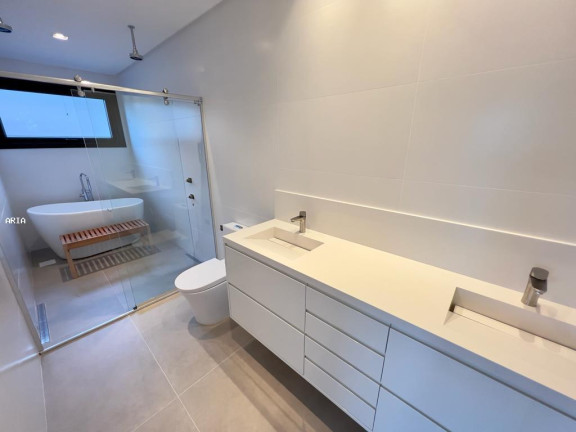 Imagem Casa com 5 Quartos à Venda, 430 m² em Centro - Xangri-lá Imagem Casa com 5 Quartos à Venda, 430 m² em Centro - Xangri-lá