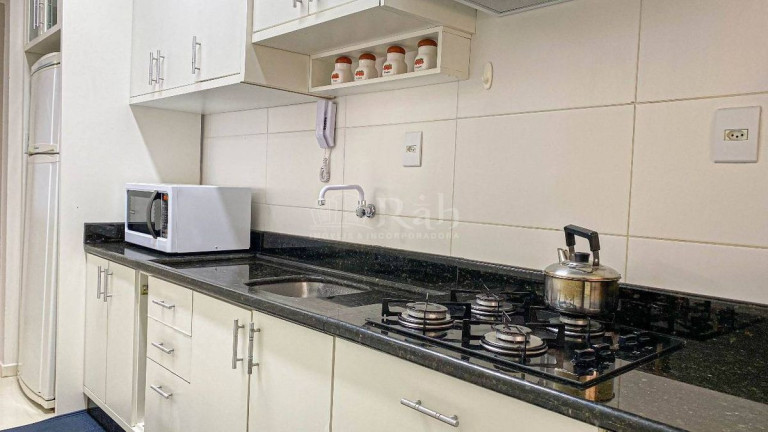 Imagem Apartamento com 2 Quartos à Venda, 97 m² em Meia Praia - Itapema