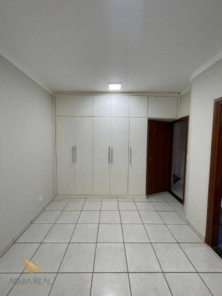 Imagem Sobrado com 3 Quartos à Venda, 270 m² em Carandá Bosque - Campo Grande Imagem Sobrado com 3 Quartos à Venda, 270 m² em Carandá Bosque - Campo Grande