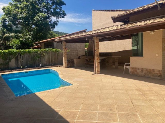 Imagem Casa com 3 Quartos à Venda, 250 m² em Várzea Das Moças - Niterói Imagem Casa com 3 Quartos à Venda, 250 m² em Várzea Das Moças - Niterói