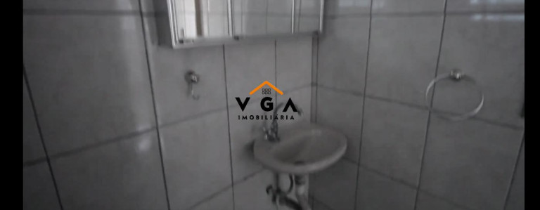 Imagem Casa com 2 Quartos para Alugar, 220 m² em Vila Carmosina - São Paulo Imagem Casa com 2 Quartos para Alugar, 220 m² em Vila Carmosina - São Paulo
