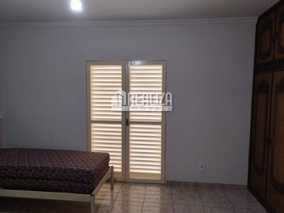 Imagem Casa com 6 Quartos à Venda, 300 m² em Boa Vista - Uberaba Imagem Casa com 6 Quartos à Venda, 300 m² em Boa Vista - Uberaba