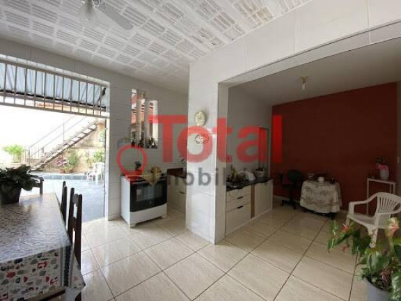 Imagem Casa com 3 Quartos à Venda, 360 m² em Todos Os Santos - Coronel Fabriciano Imagem Casa com 3 Quartos à Venda, 360 m² em Todos Os Santos - Coronel Fabriciano